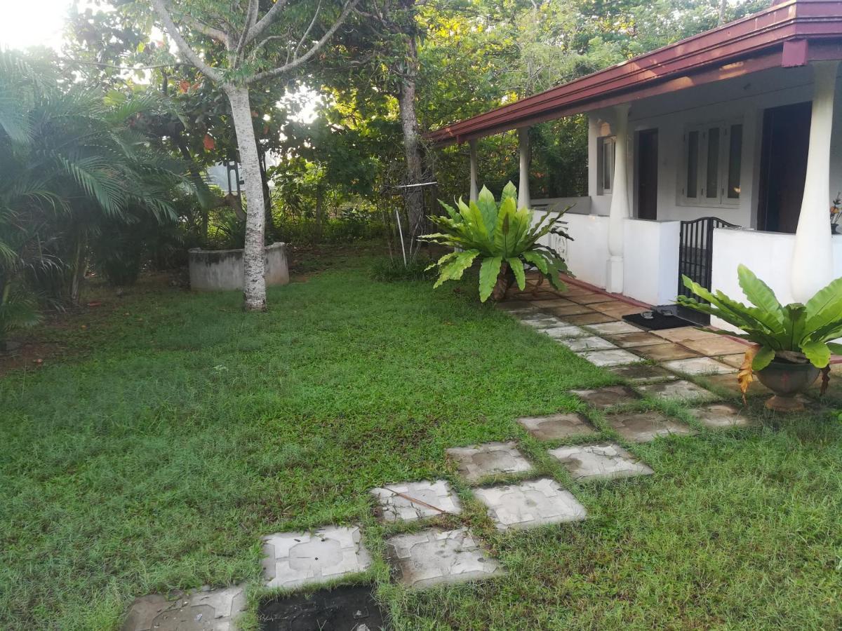 Anura Home Stay Kalutara Exterior foto